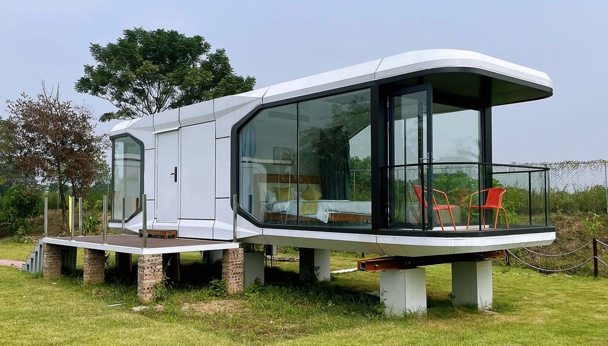 Casa Capsula E7 – 2 Letti, 1 Bagno e Balcone