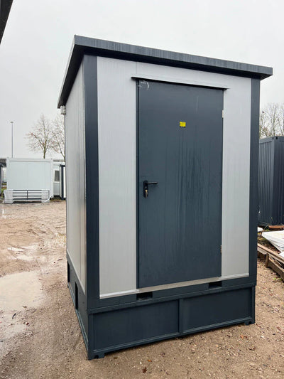 Contenitore Sanitario 2×2 m con Doccia e Serbatoio