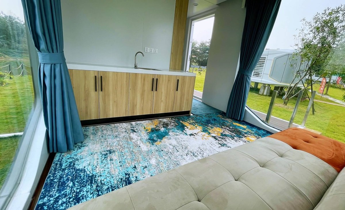 Casa Capsula E7 – 2 Letti, 1 Bagno e Balcone