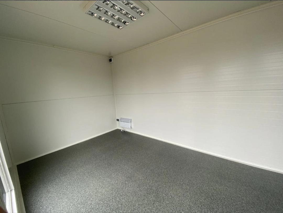 Contenitore Commerciale “Linz”