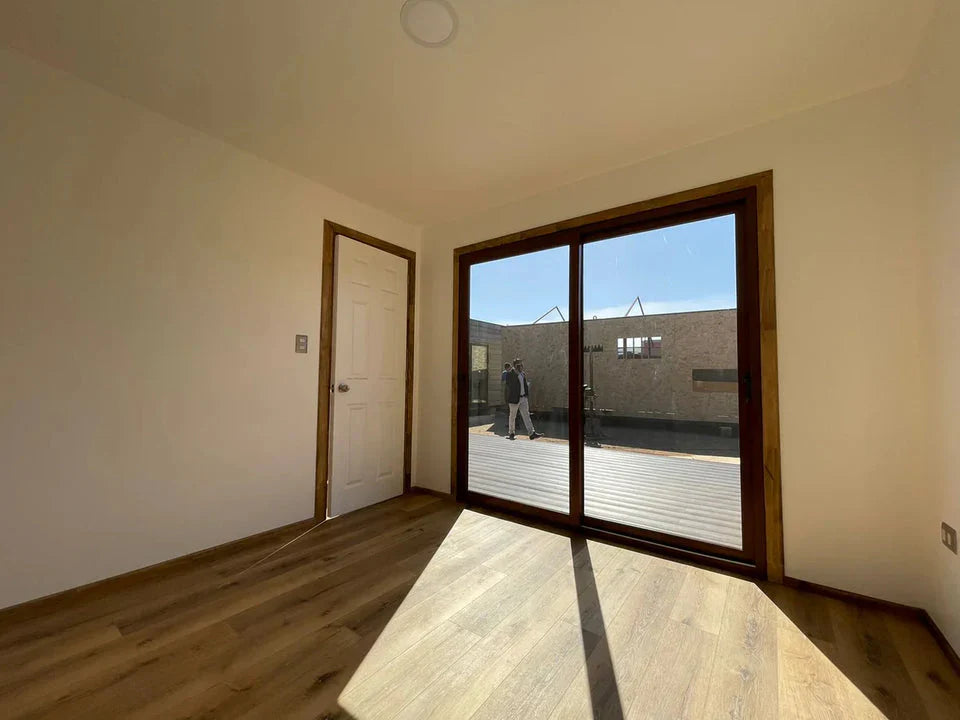 Casa Modulare Leyton – 30 m² (10 × 3 m, 2 Camere da Letto)